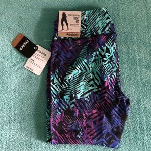 Reebok tight fit workout capris